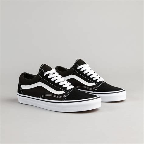 old skool vans shoes.